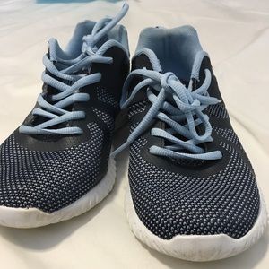 Everlast sneakers, size 7